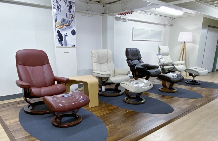 Yaomoku リクライニングチェア ストレスレス The First ザ ファースト 商品カタログ