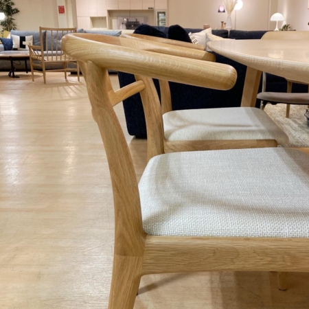 セミアームチェア アーチ – 商品カタログ