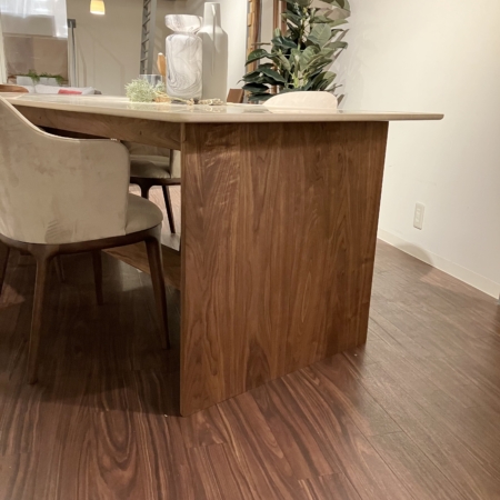 PM Series ELDA DINING TABLE – 商品カタログ